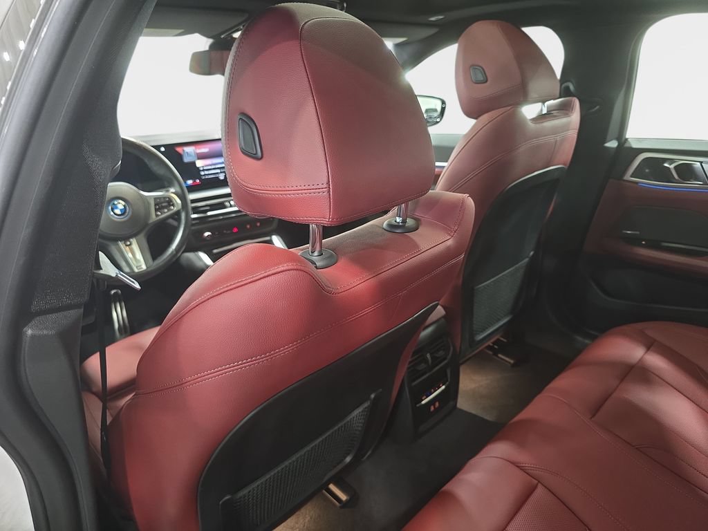 Certified 2023 BMW i4 eDrive40 w/ M Sport Package RWD image 9