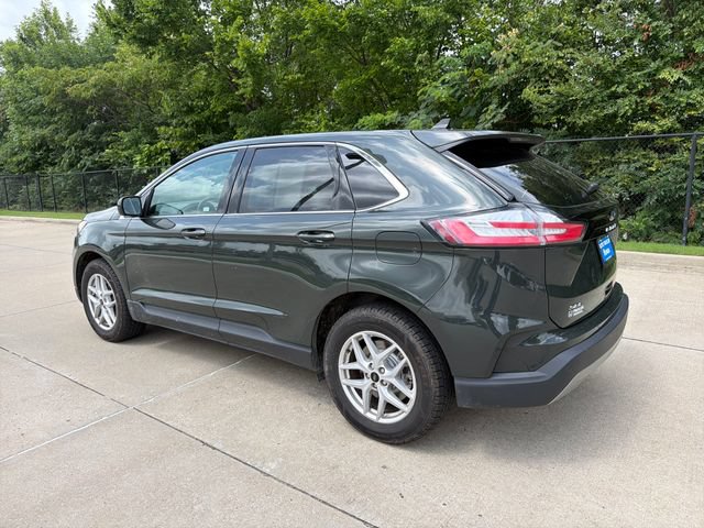 Used 2024 Ford Edge SEL AWD/4WD image 3