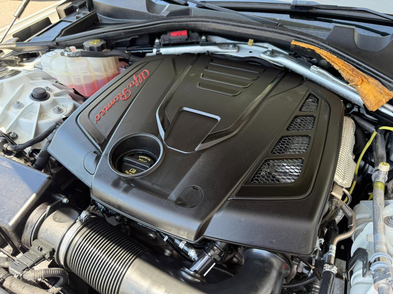 Used 2017 Alfa Romeo Giulia image 19