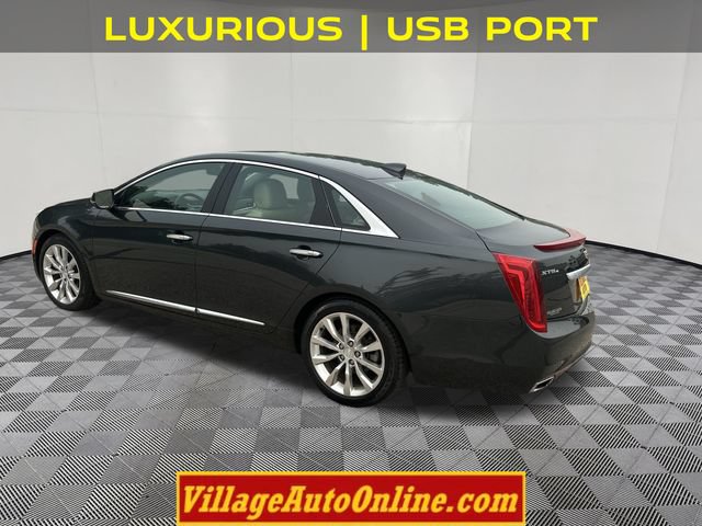 Used 2016 Cadillac XTS Luxury AWD/4WD image 2