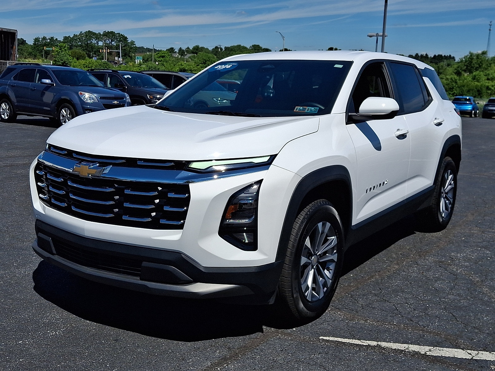 Certified 2026 Chevrolet Equinox LT w/ Convenience Package II AWD/4WD image 3