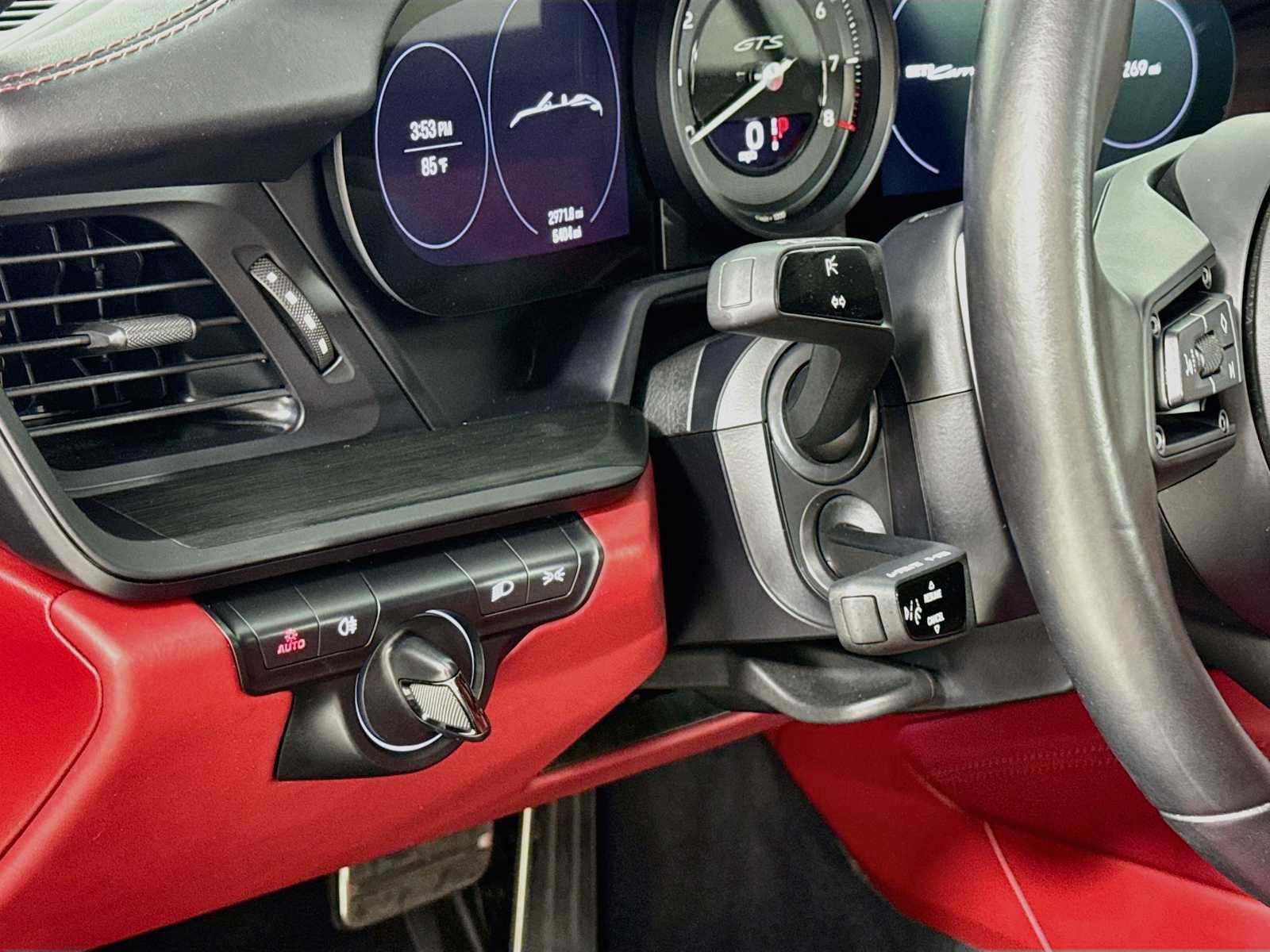 Certified 2024 Porsche 911 Carrera GTS RWD image 14