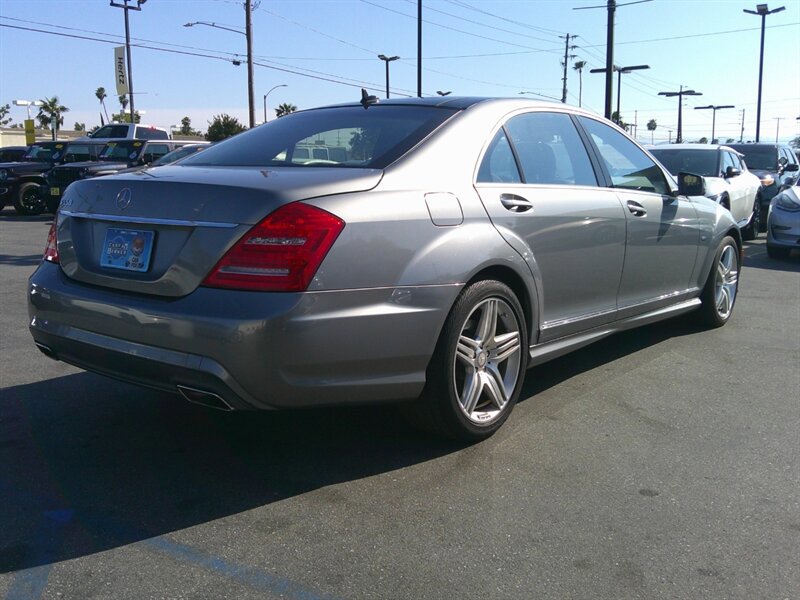 Used 2012 Mercedes-Benz S 550 image 7