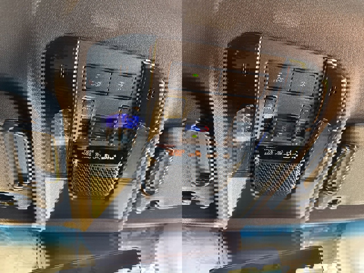 Certified 2024 Toyota Land Cruiser image 32