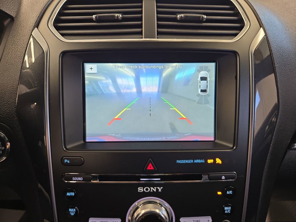 Used 2018 Ford Explorer Sport AWD/4WD image 26