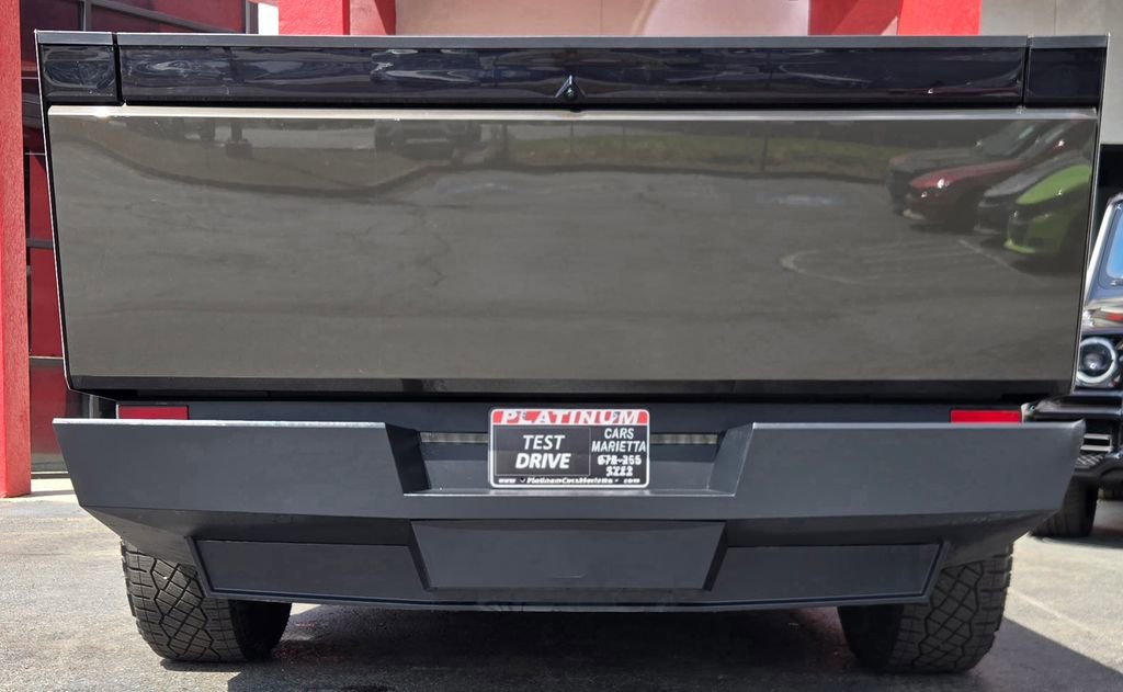 Used 2024 Tesla Cybertruck AWD Crew Cab image 8