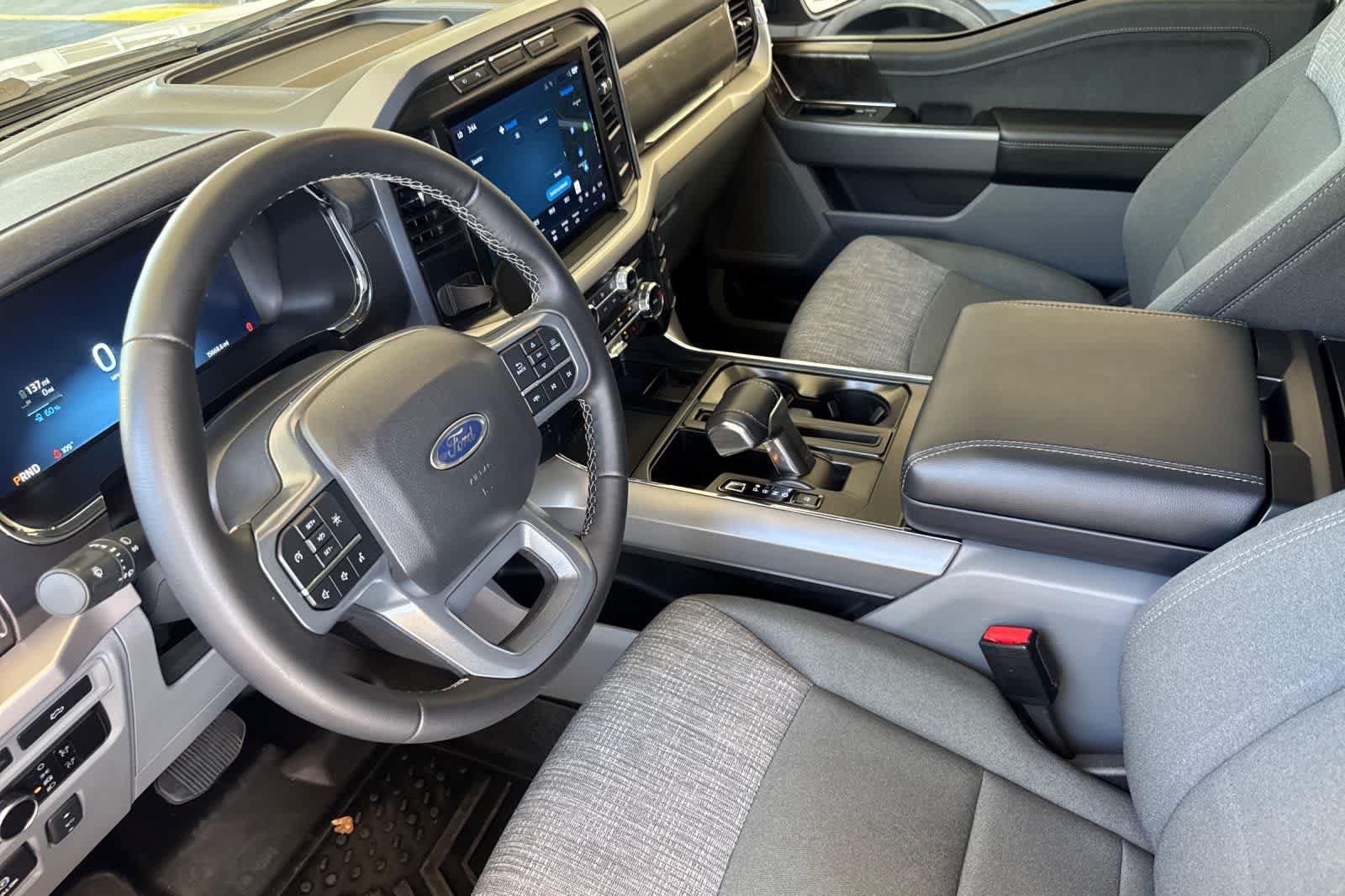Used 2023 Ford F150 Lightning XLT AWD/4WD image 11