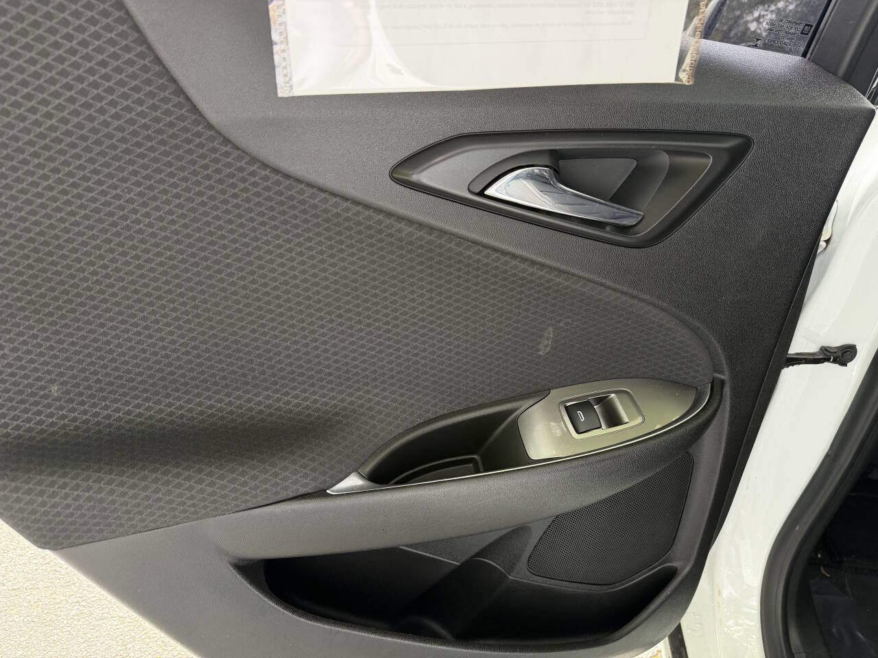 Used 2018 Chevrolet Malibu LT image 7