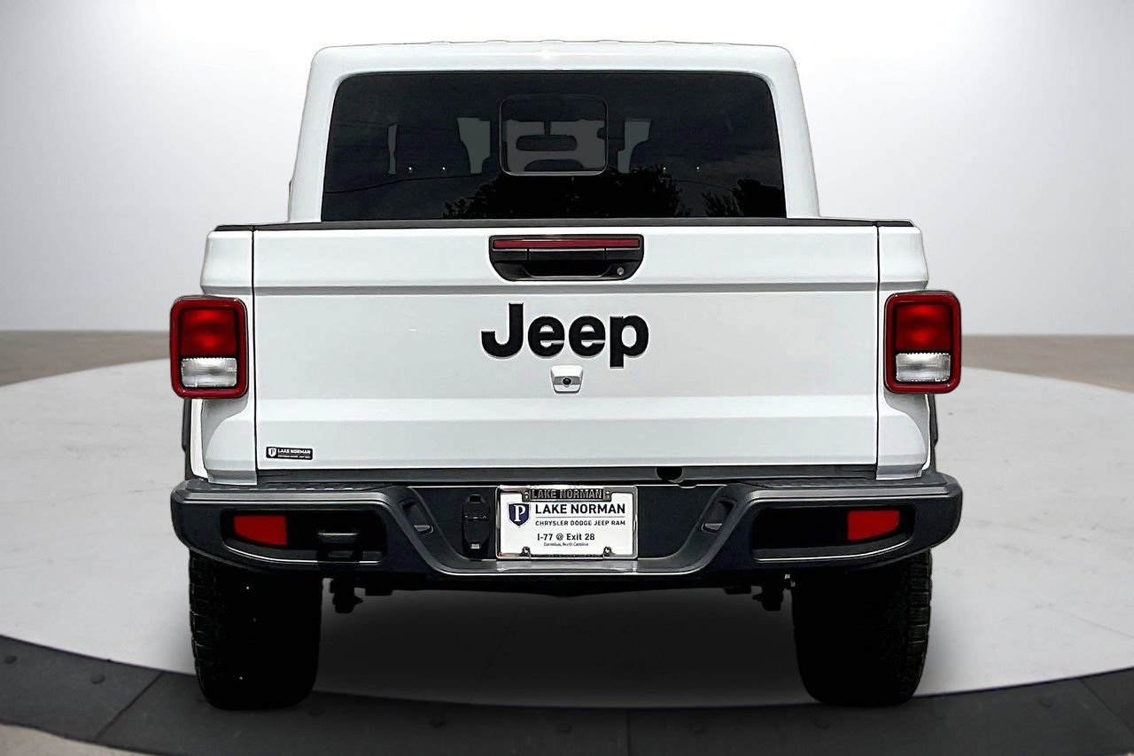Certified 2025 Jeep Gladiator Sport image 8