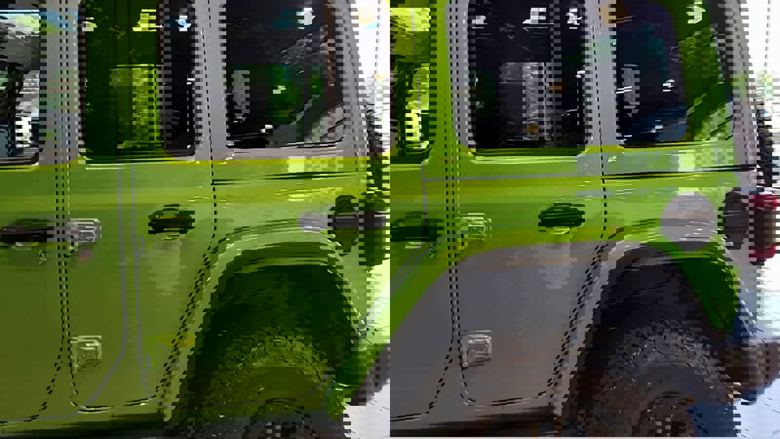 New 2025 Jeep Wrangler Unlimited Rubicon 392 image 8