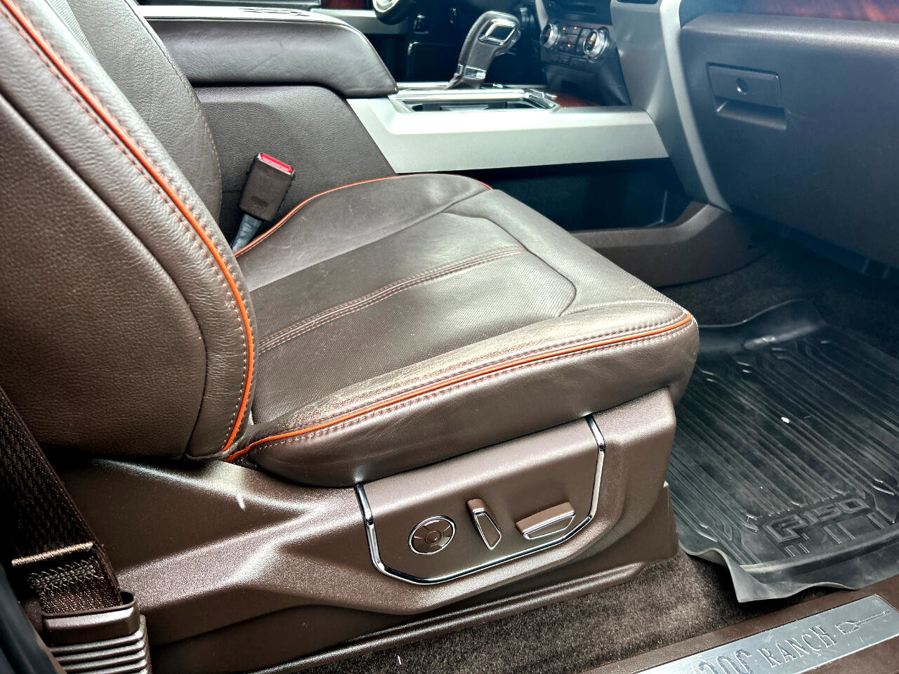 Used 2017 Ford F150 King Ranch w/ Equipment Group 601A Luxury image 19