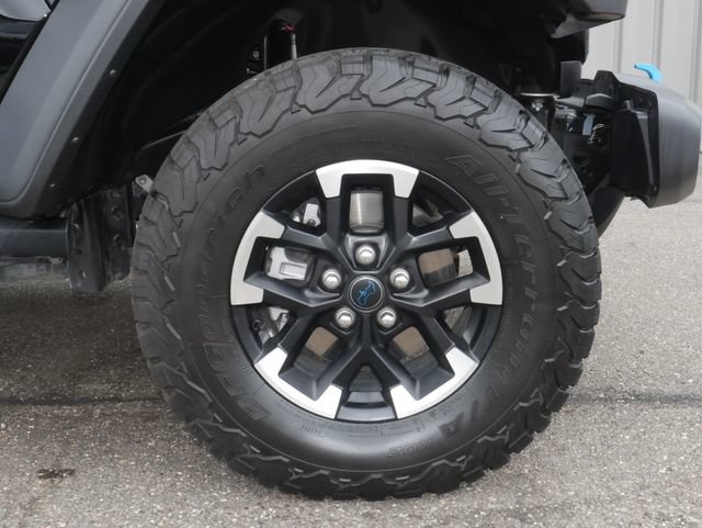Used 2025 Jeep Wrangler Unlimited Rubicon 4xe AWD/4WD image 11