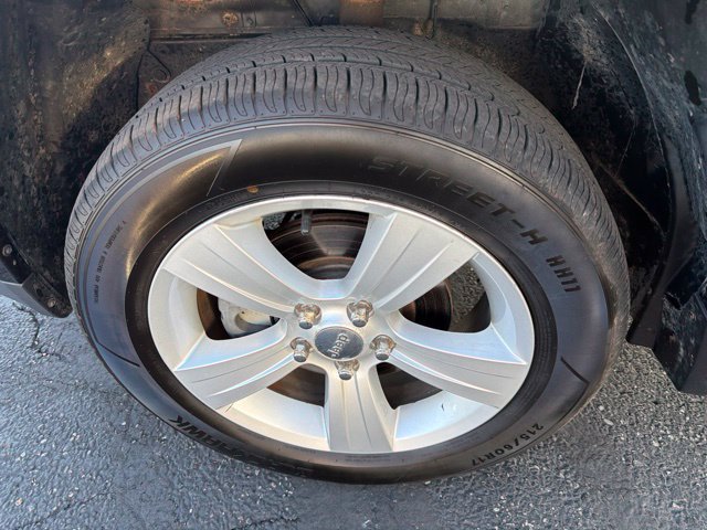 Used 2015 Jeep Compass High Altitude FWD image 27