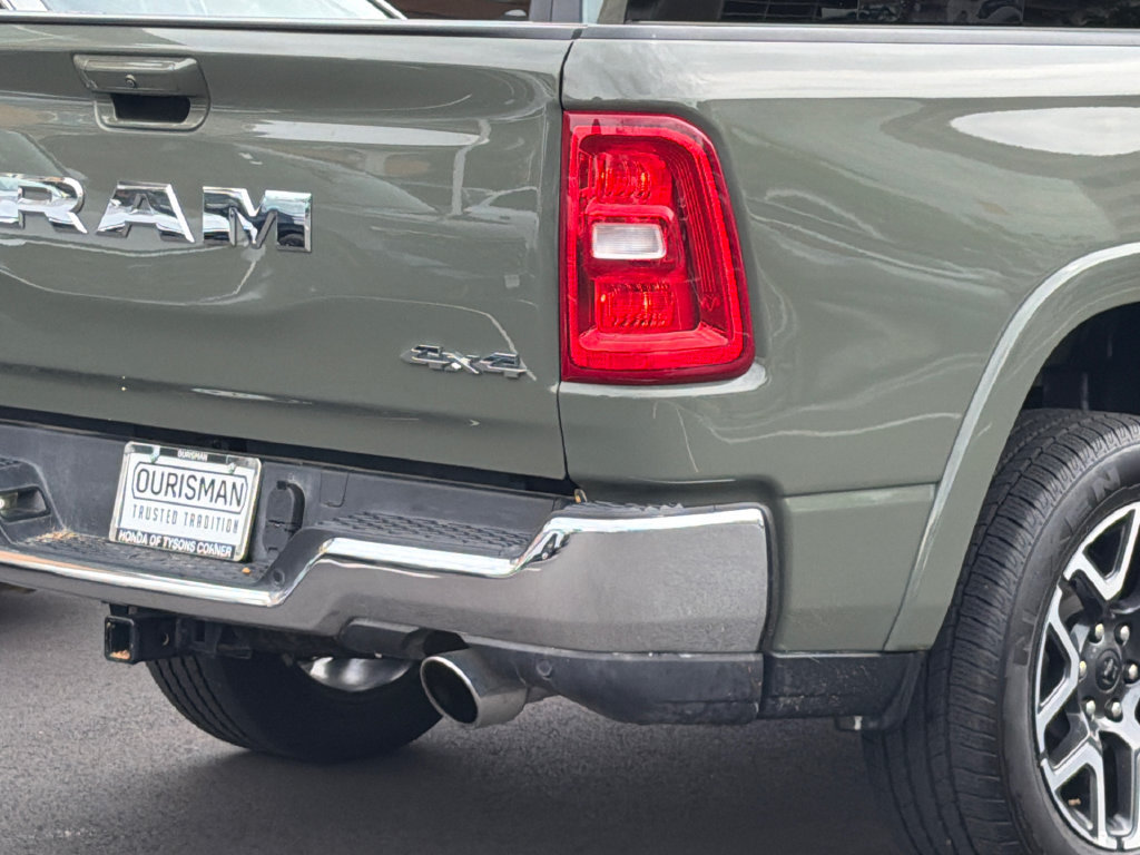 Used 2026 RAM 1500 Laramie AWD/4WD image 7