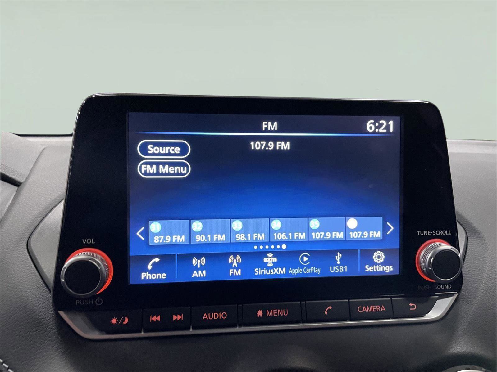 Used 2025 Nissan Sentra SV w/ All-Weather Package image 27