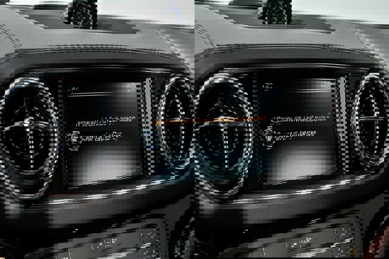 Used 2018 Mercedes-Benz SL 63 AMG image 37