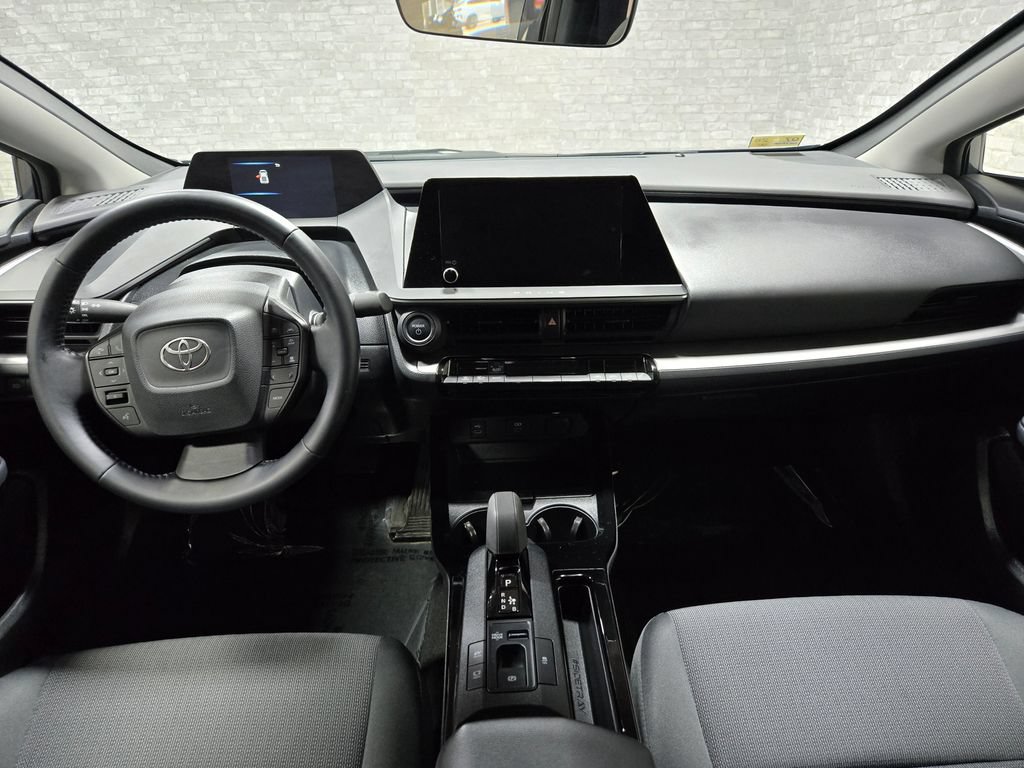 Used 2024 Toyota Prius LE AWD/4WD image 35