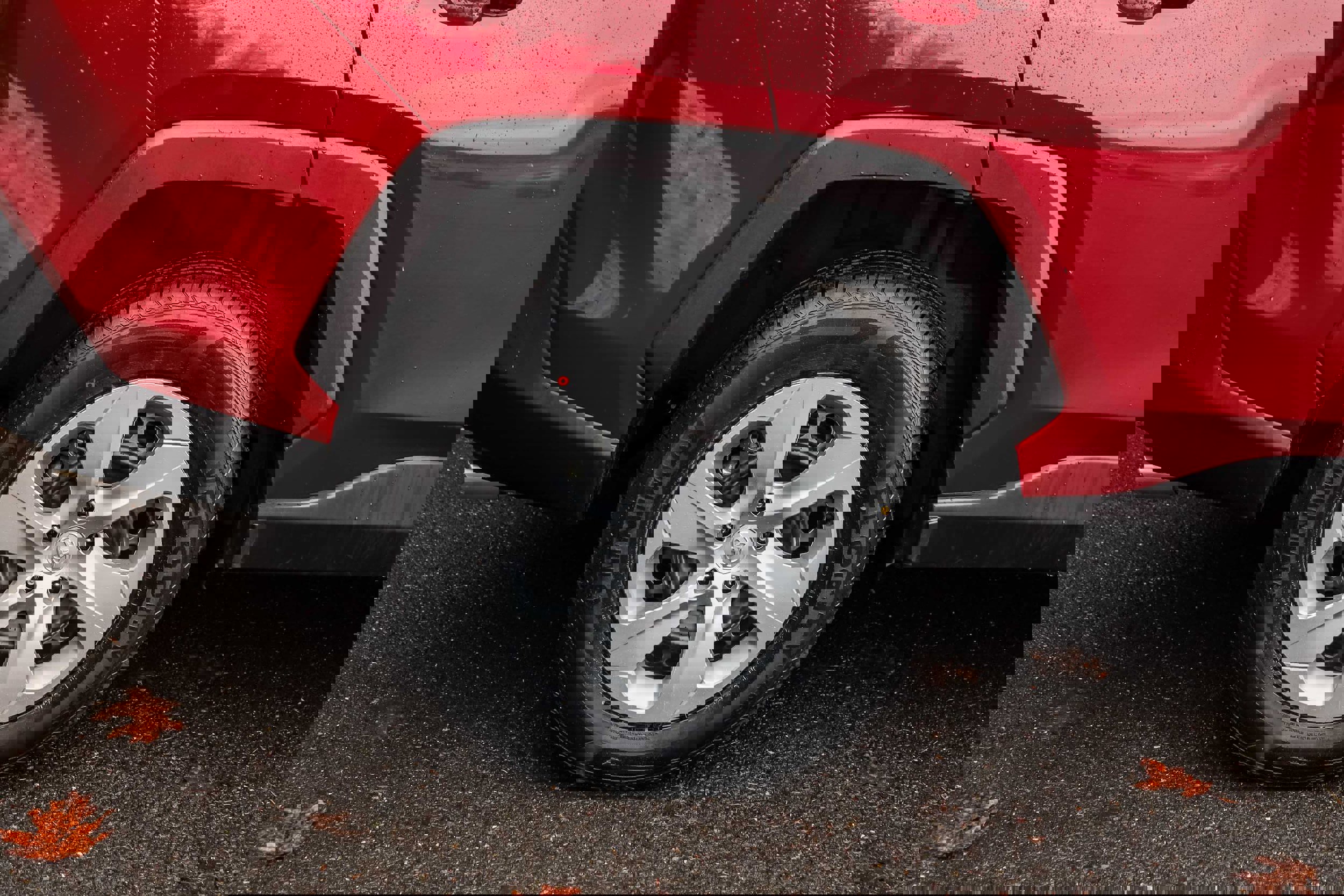 Used 2024 Toyota RAV4 LE image 6