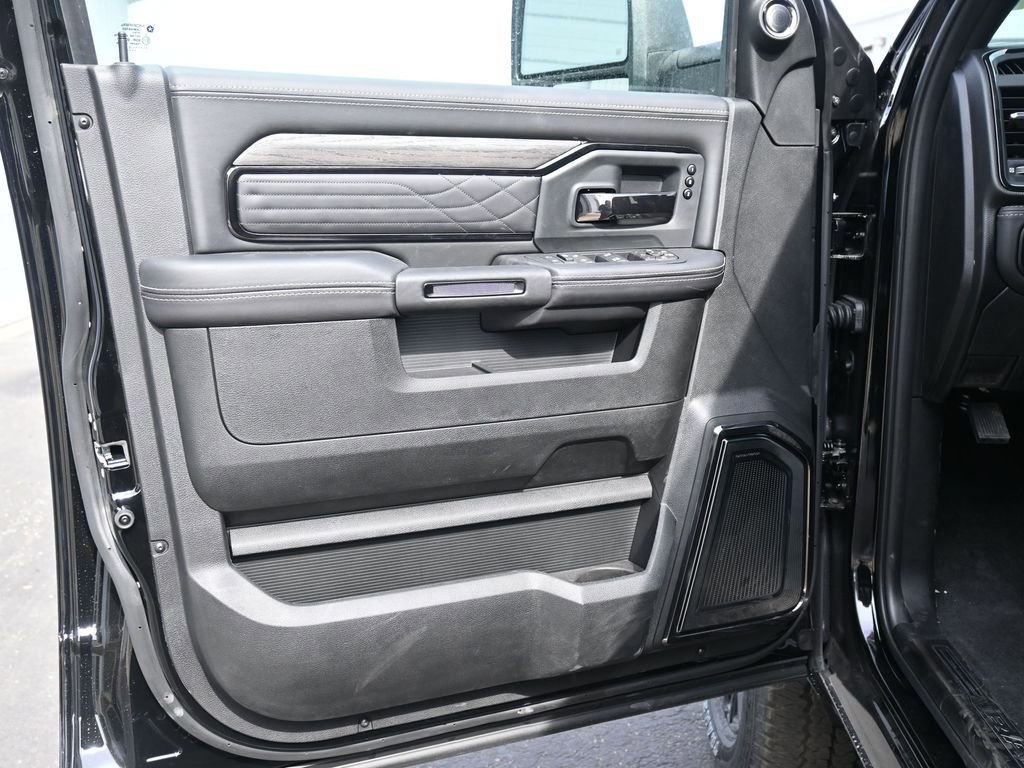 New 2026 RAM 3500 Limited image 13