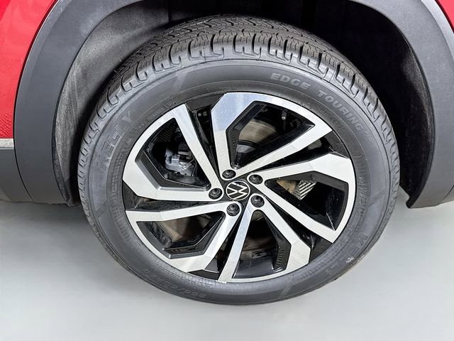 Used 2020 Volkswagen Atlas Cross Sport SEL Premium image 36