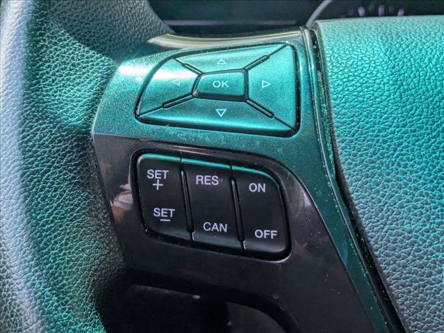 Used 2017 Ford Explorer XLT w/ Equipment Group 201A FWD image 14