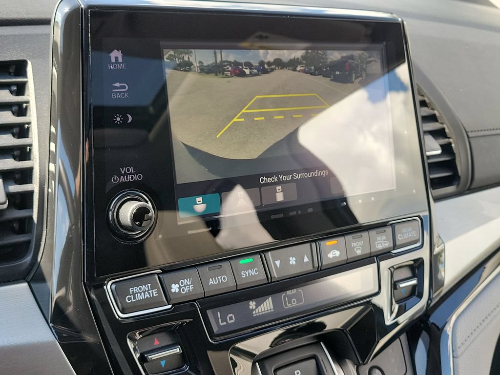 Used 2021 Honda Odyssey Touring image 16