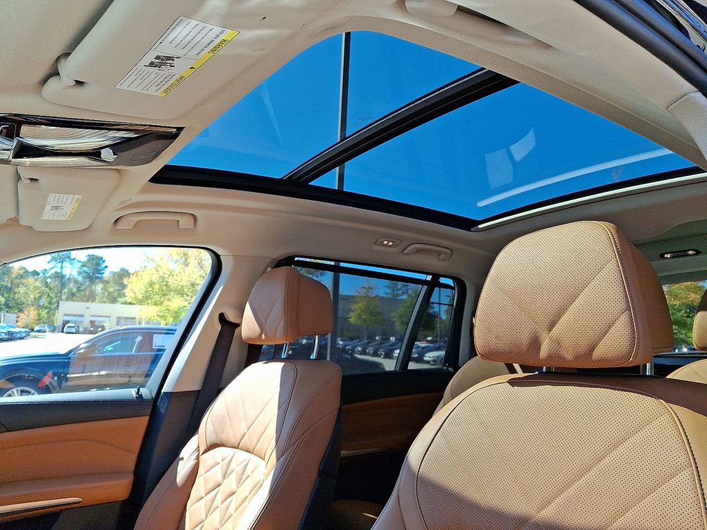 Used 2023 BMW X7 xDrive40i w/ Premium Package image 16