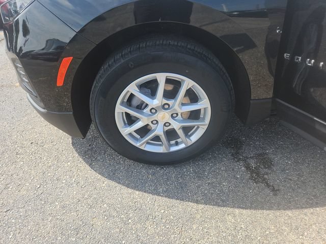 Used 2024 Chevrolet Equinox LS FWD image 26