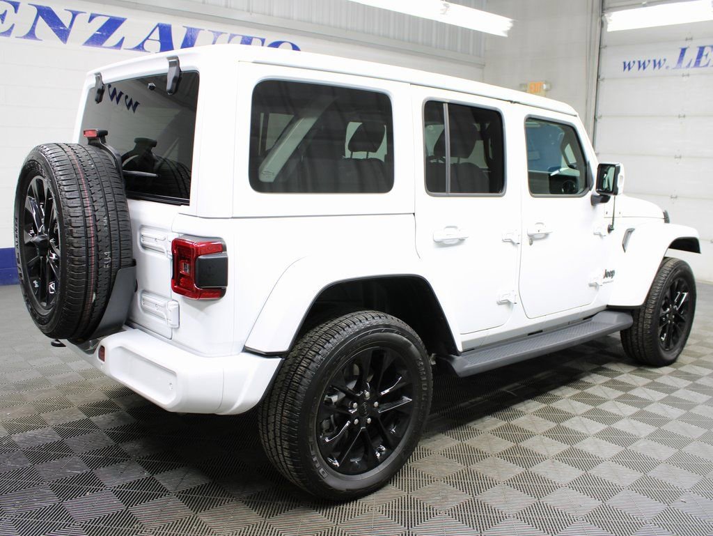 Used 2023 Jeep Wrangler Unlimited Sahara image 4