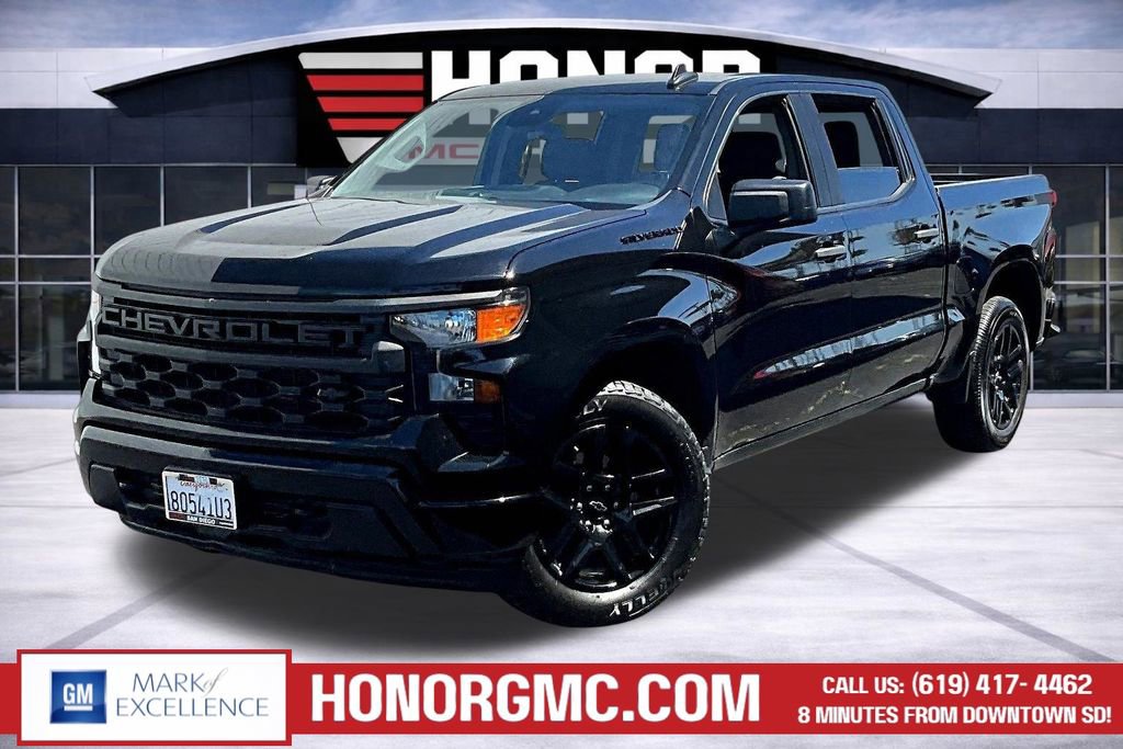 Used 2023 Chevrolet Silverado 1500 Custom w/ LPO, Dark Essentials Package RWD image 3