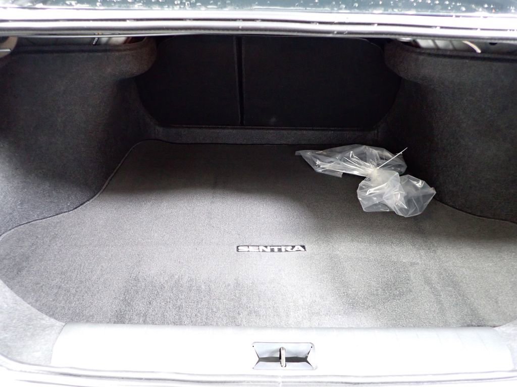 Used 2025 Nissan Sentra SV w/ All-Weather Package image 18