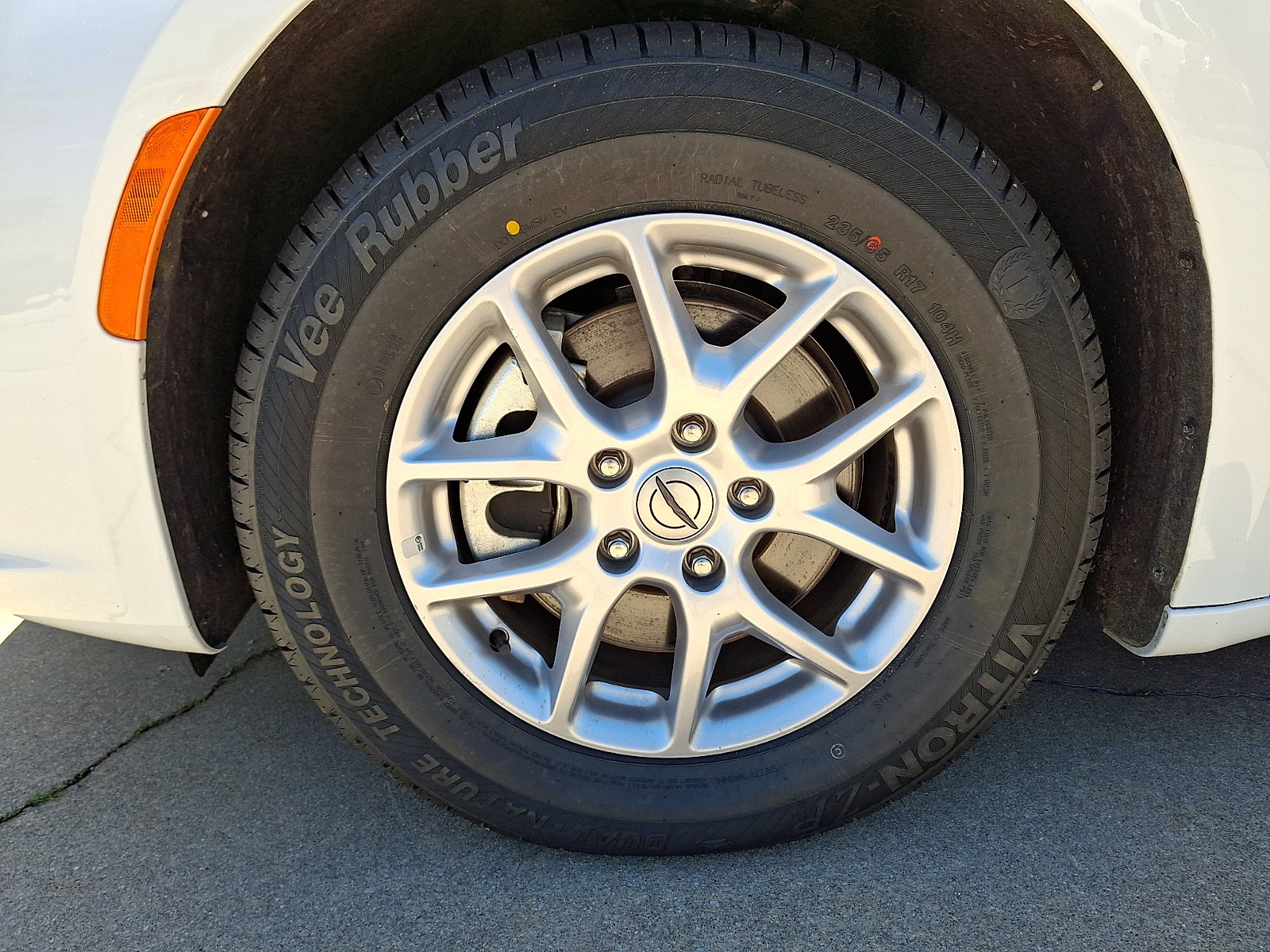 Used 2025 Chrysler Pacifica Select FWD image 28