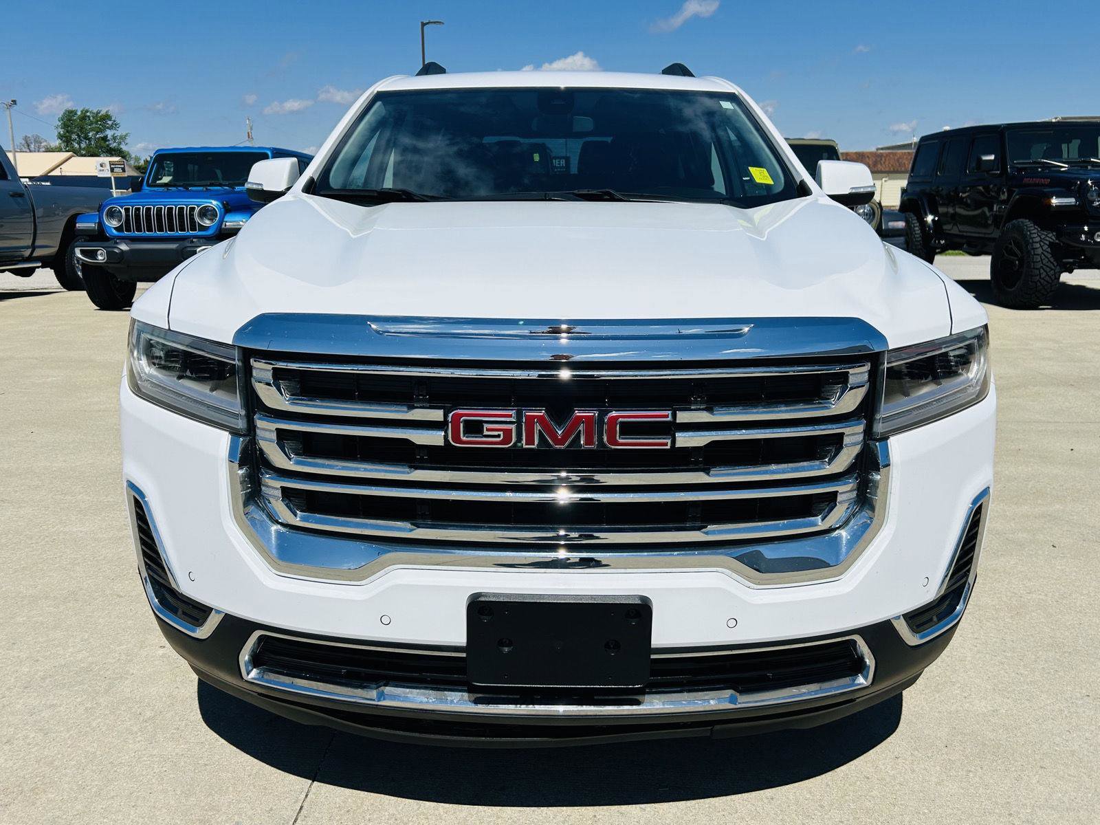 Used 2023 GMC Acadia SLE w/ Driver Convenience Package image 35