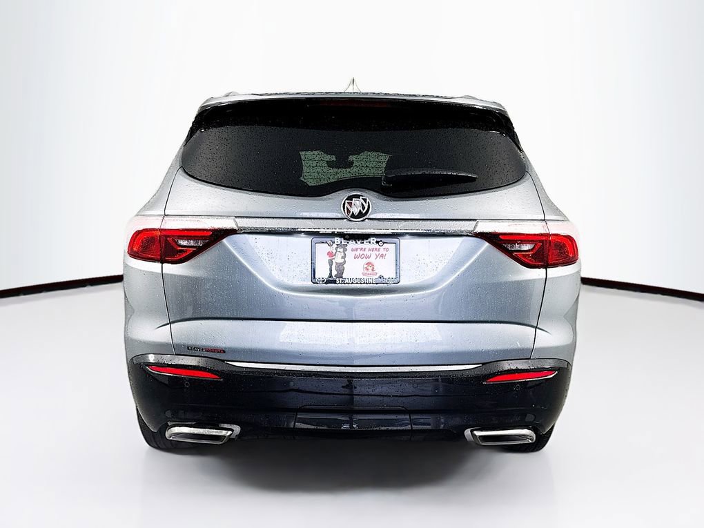 Used 2024 Buick Enclave Premium image 8