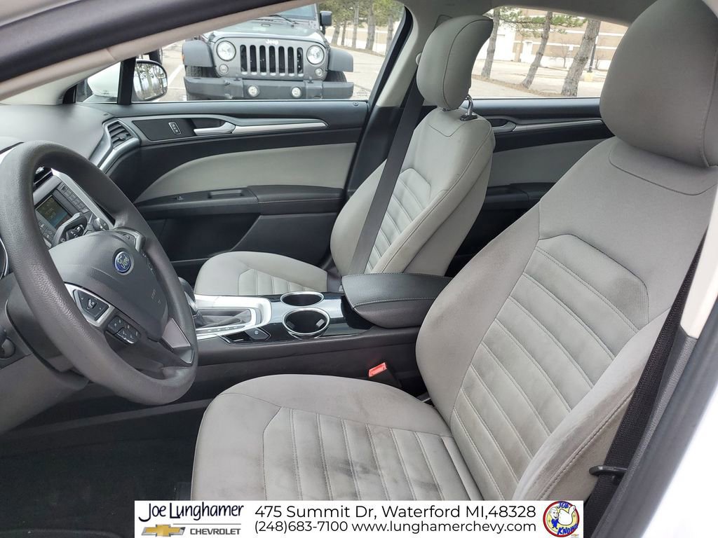 Used 2013 Ford Fusion S image 18