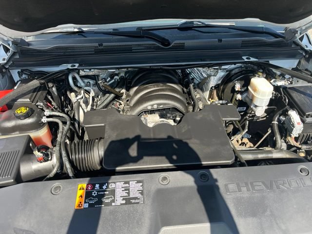 Used 2018 Chevrolet Suburban LS w/ Skid Plate Package AWD/4WD image 28