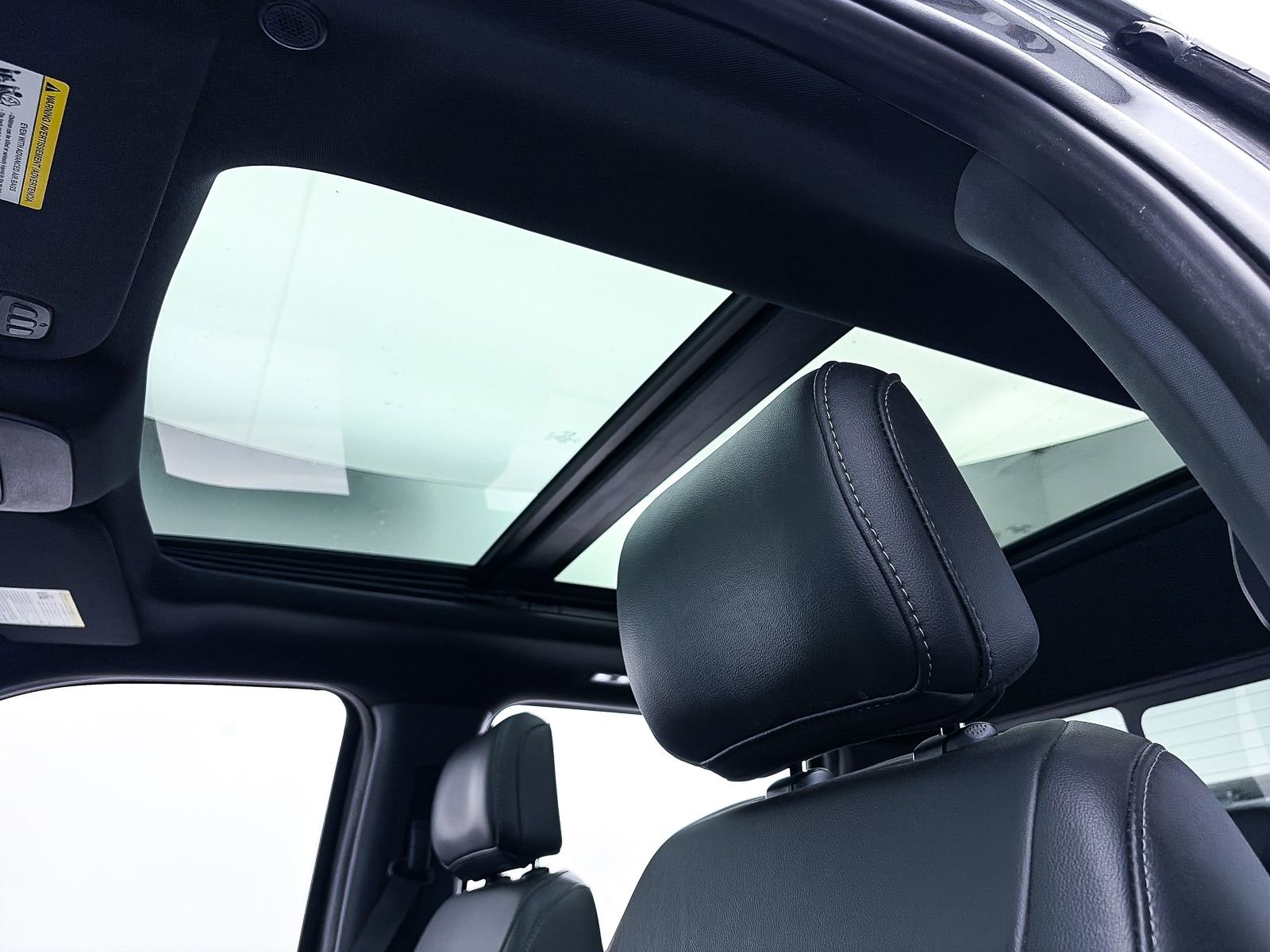 Used 2021 Ford F150 Lariat image 3