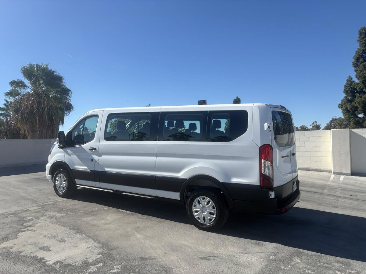 Used 2026 Ford Transit 350 XLT RWD image 8