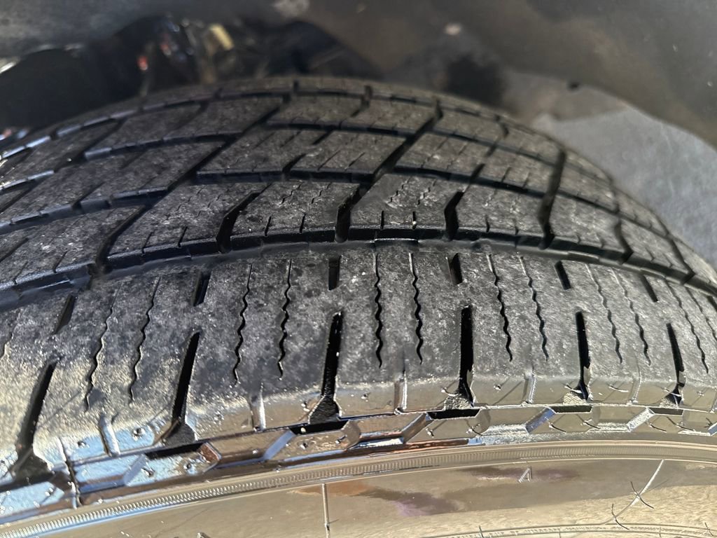 Used 2021 Ford Expedition Limited image 27