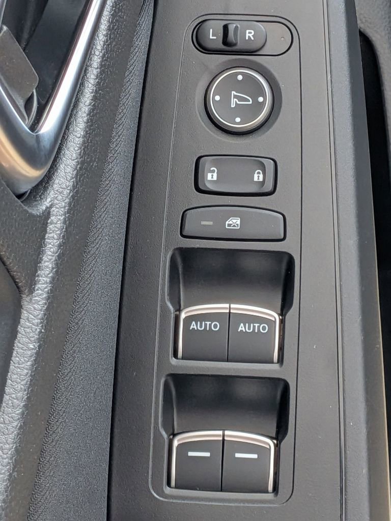 Used 2025 Honda Civic Sport image 12