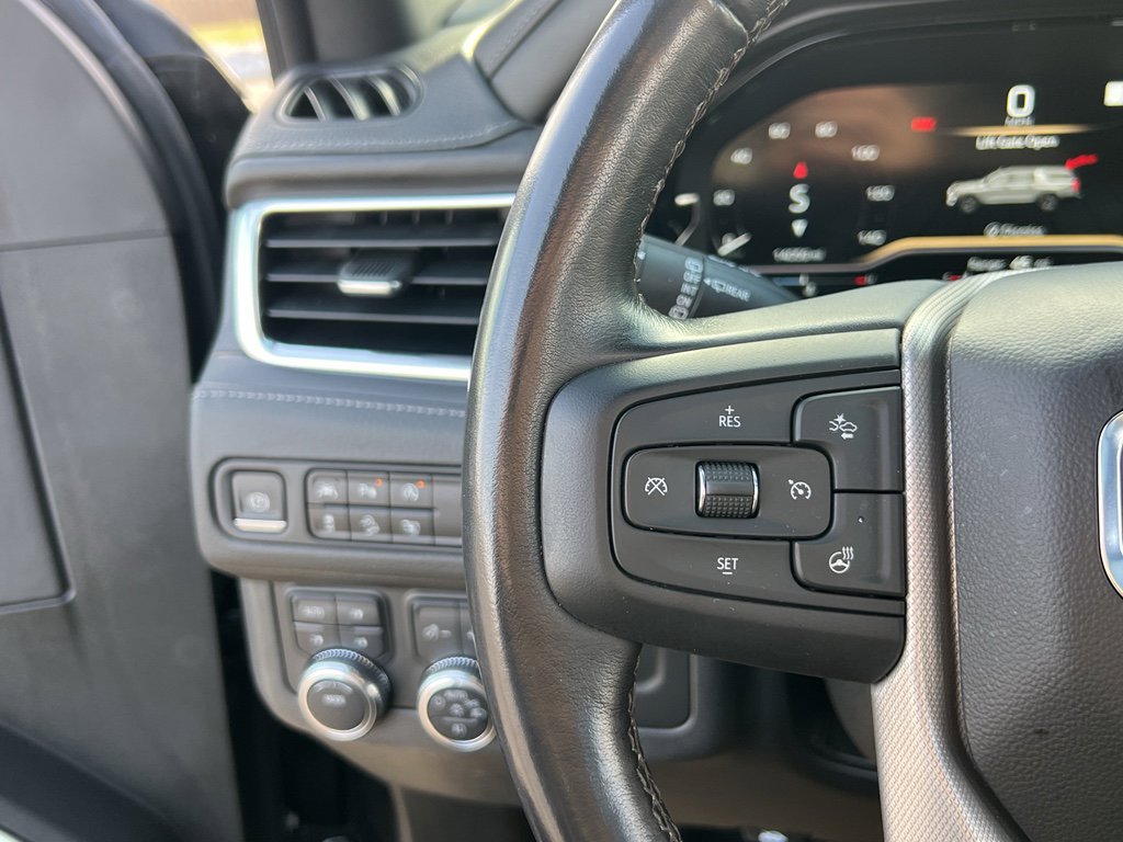 Used 2023 GMC Yukon XL Denali image 33