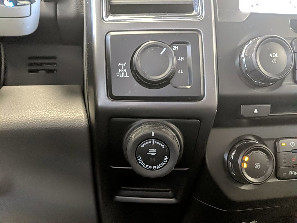 Used 2018 Ford F150 XLT w/ Equipment Group 302A Luxury image 21