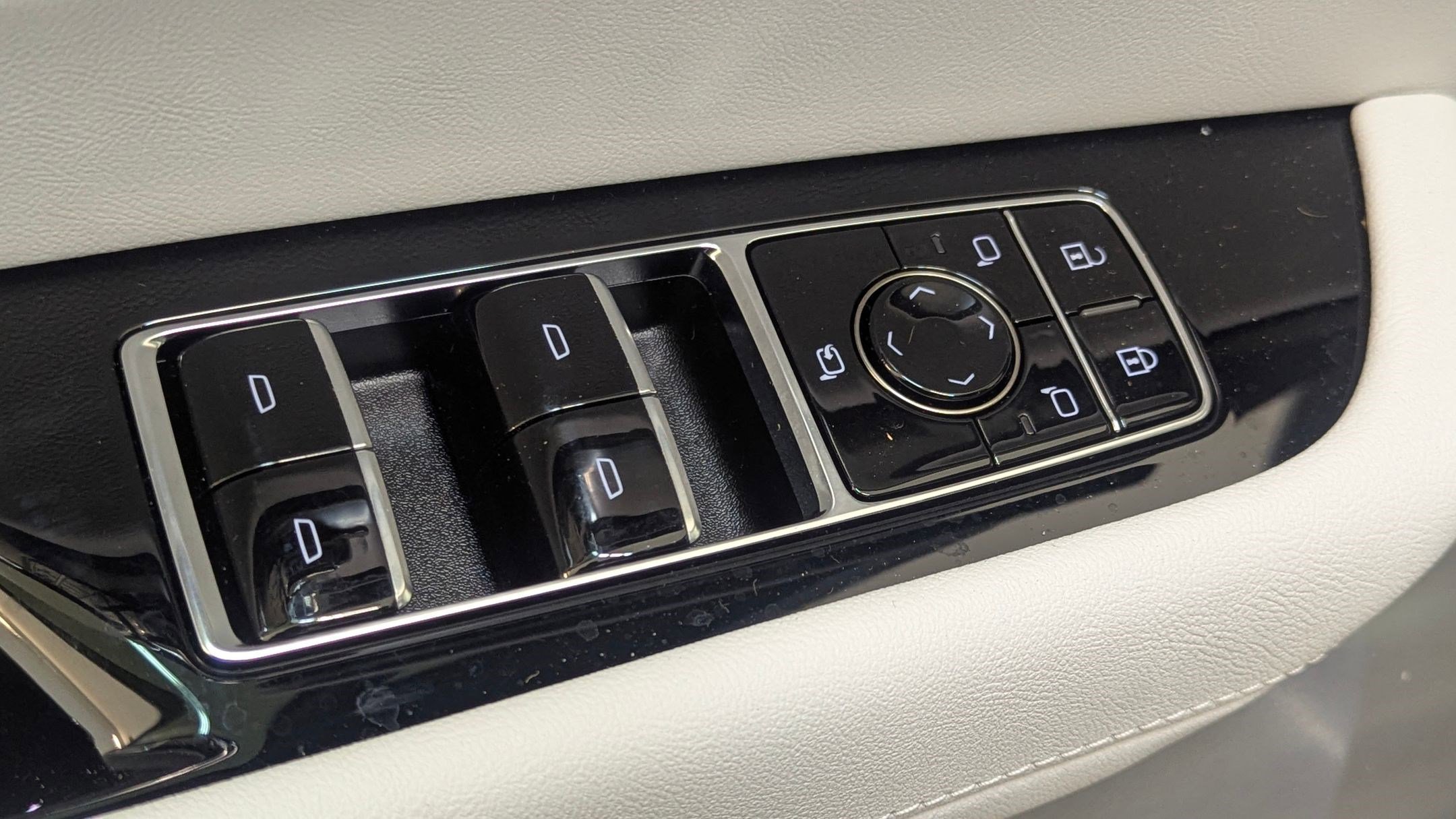 New 2026 Cadillac Vistiq Luxury image 22