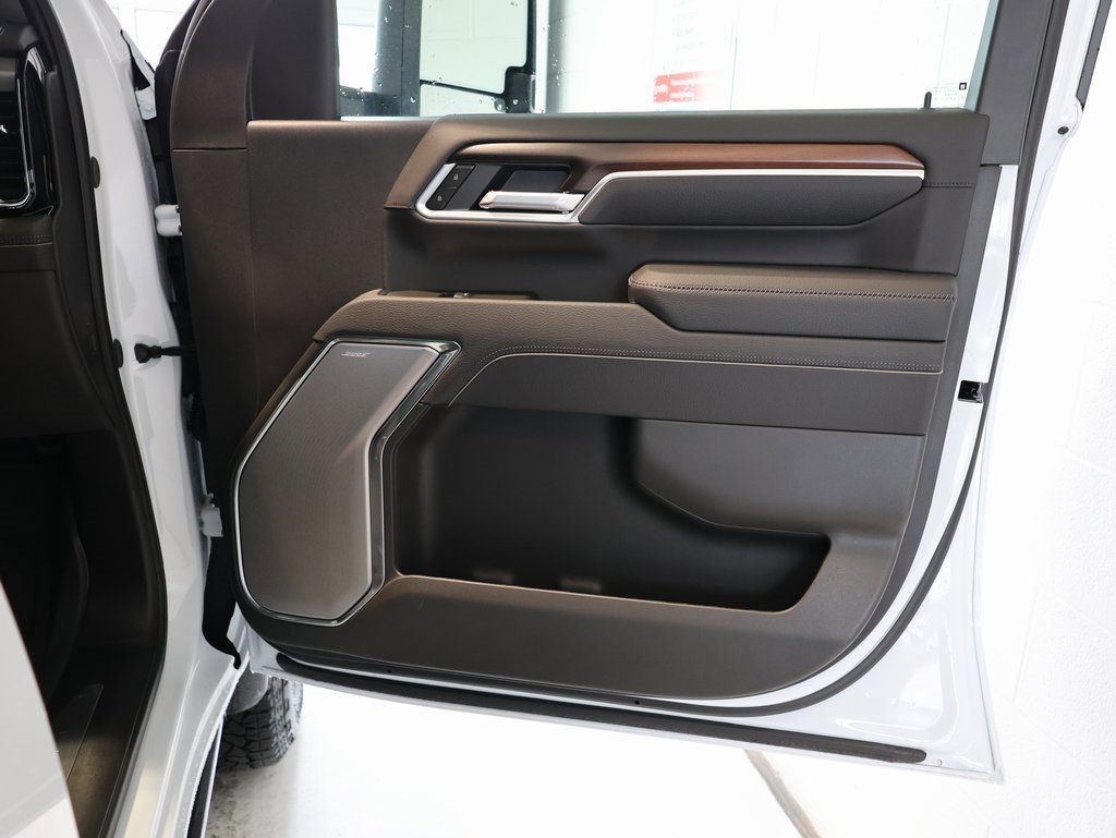 New 2026 GMC Sierra 3500 Denali w/ Denali Reserve Package image 43