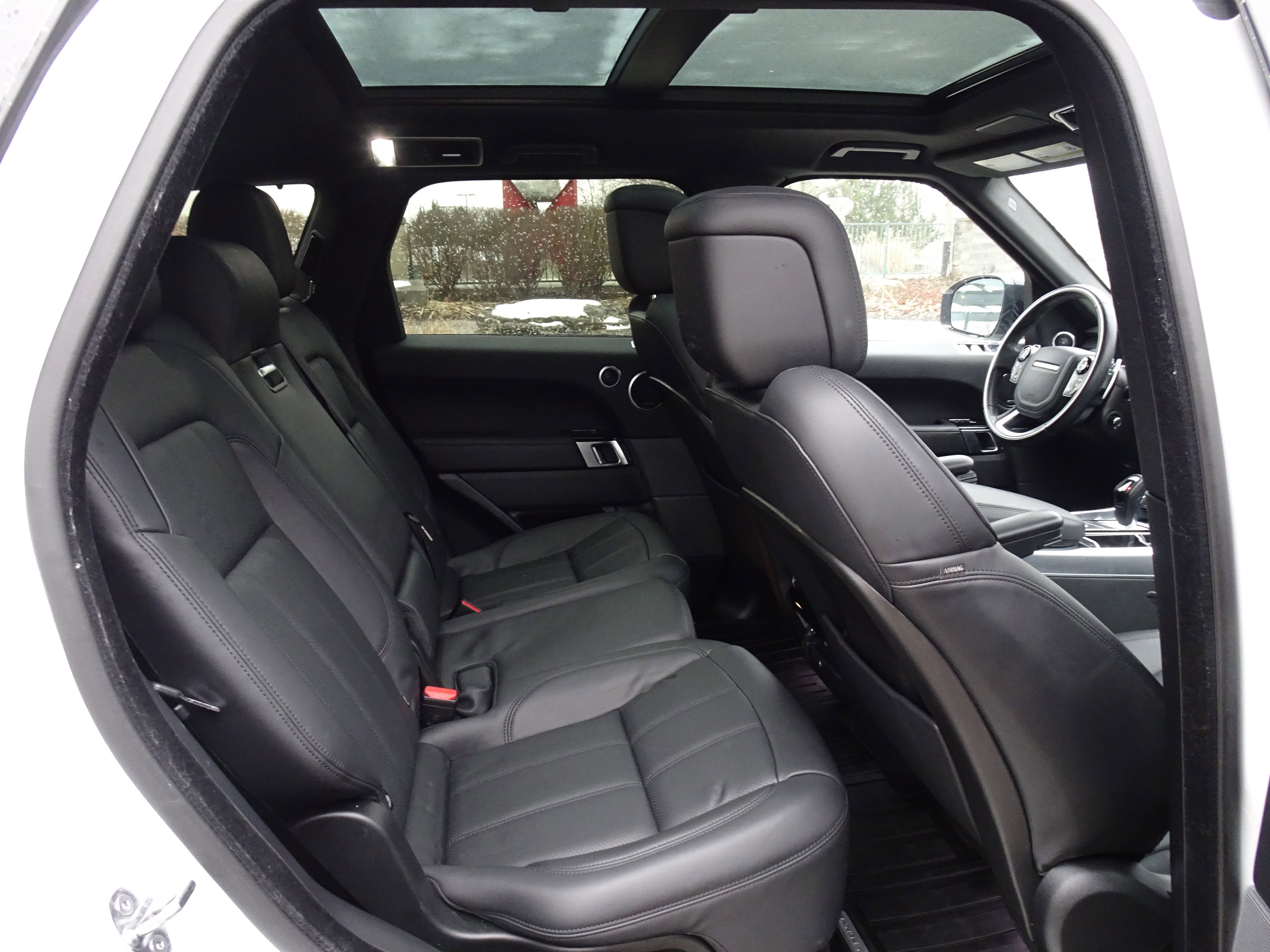 Certified 2022 Land Rover Range Rover Sport HSE Silver Edition image 23