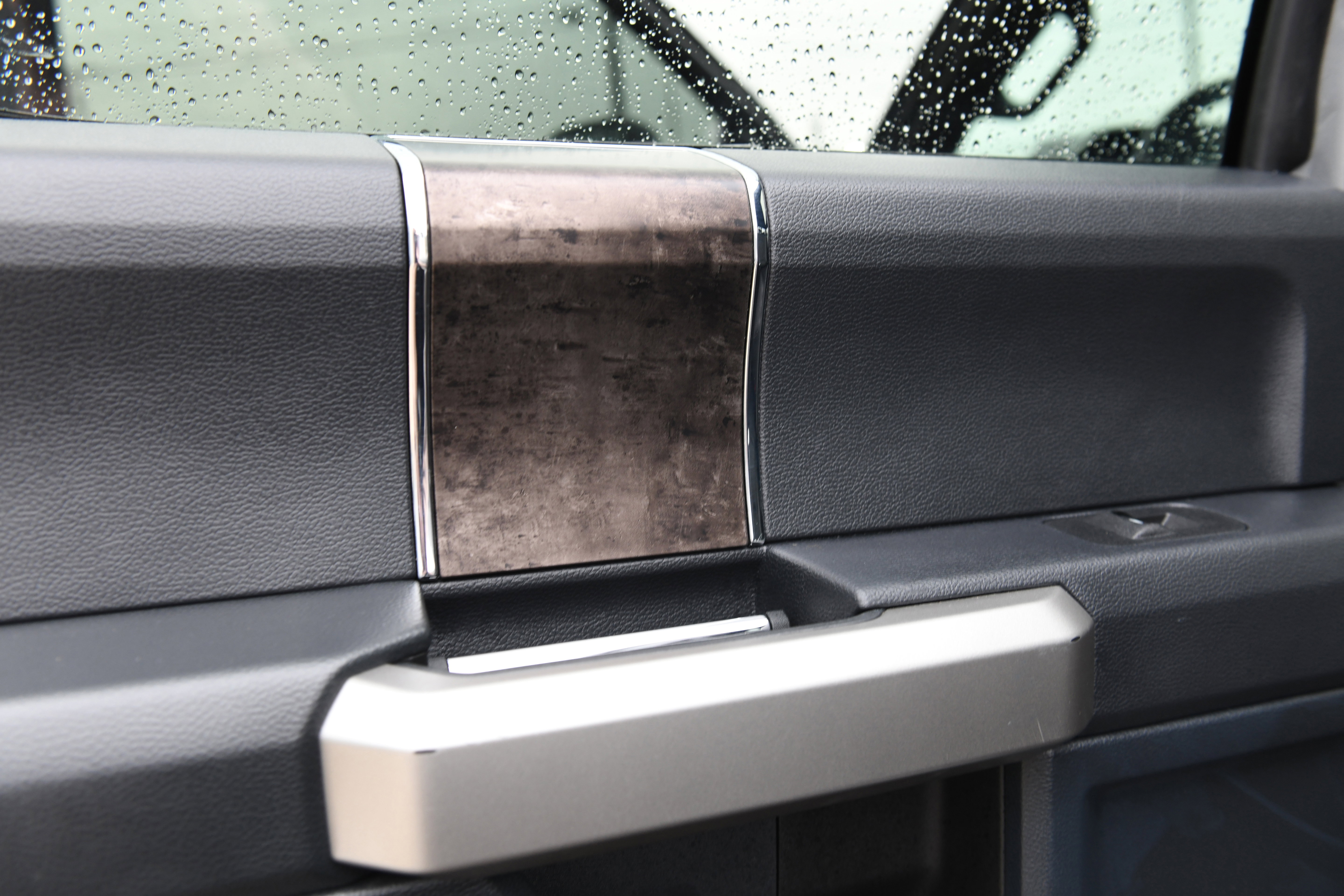 Used 2022 Ford F250 Lariat w/ Black Appearance Package image 41