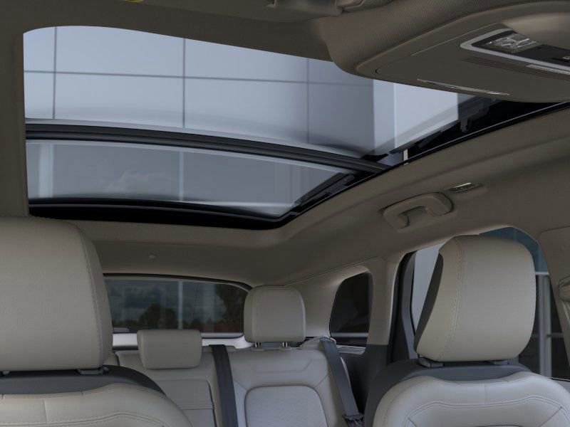 New 2025 Lincoln Corsair Grand Touring w/ Equipment Group 302A image 22