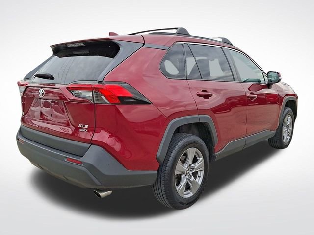 Used 2022 Toyota RAV4 XLE w/ Convenience Package AWD/4WD image 5