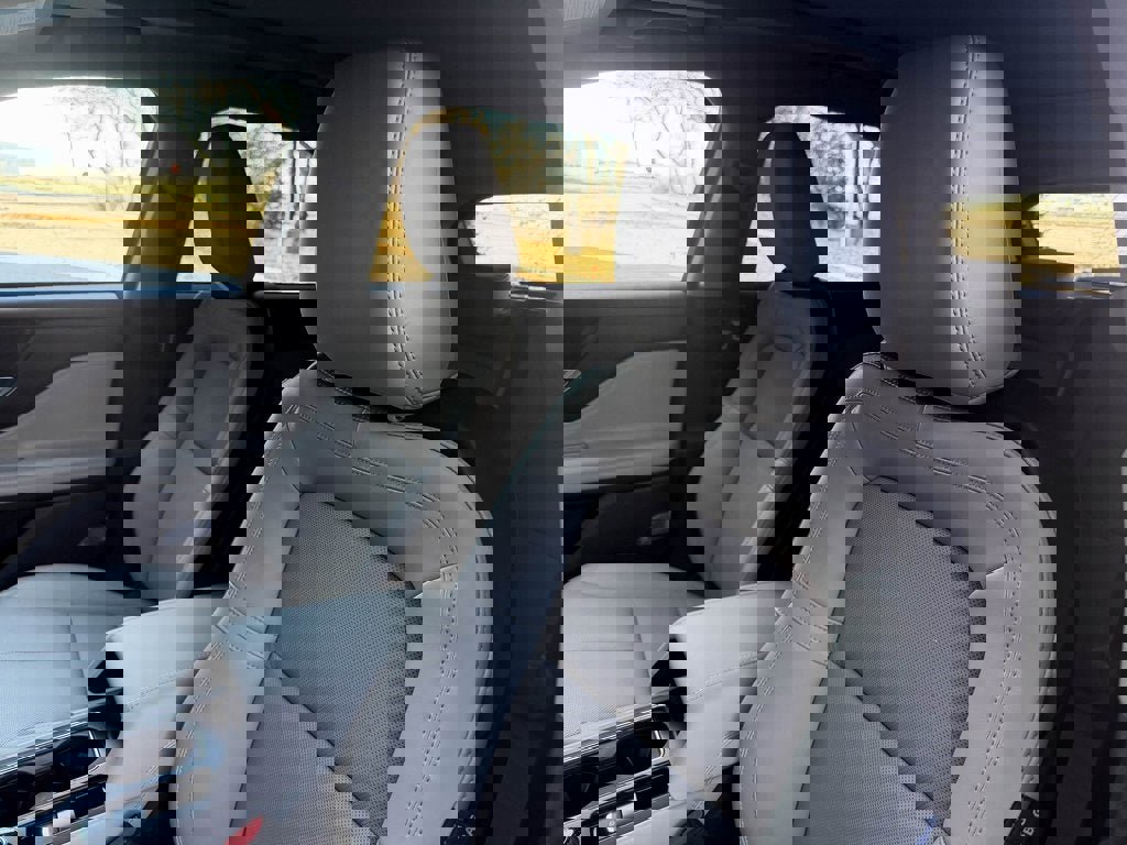 New 2026 Lincoln Corsair Grand Touring image 10