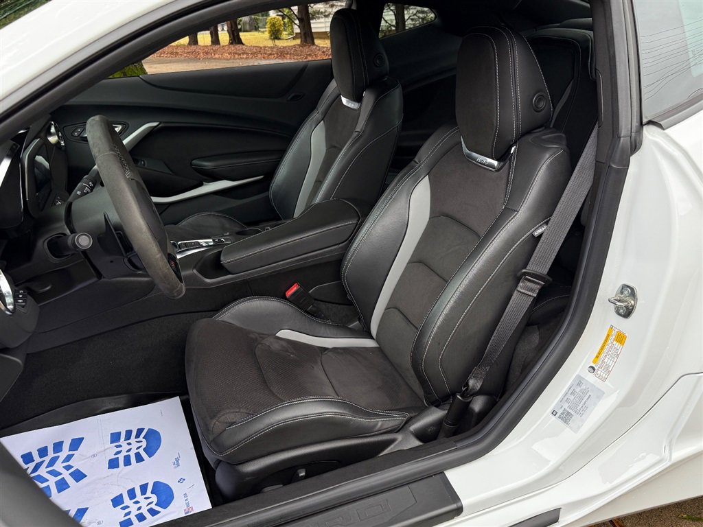 Used 2022 Chevrolet Camaro SS image 43